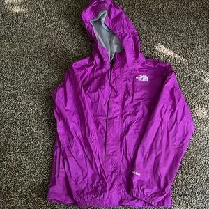 Kids Northface rain coat lightly worn